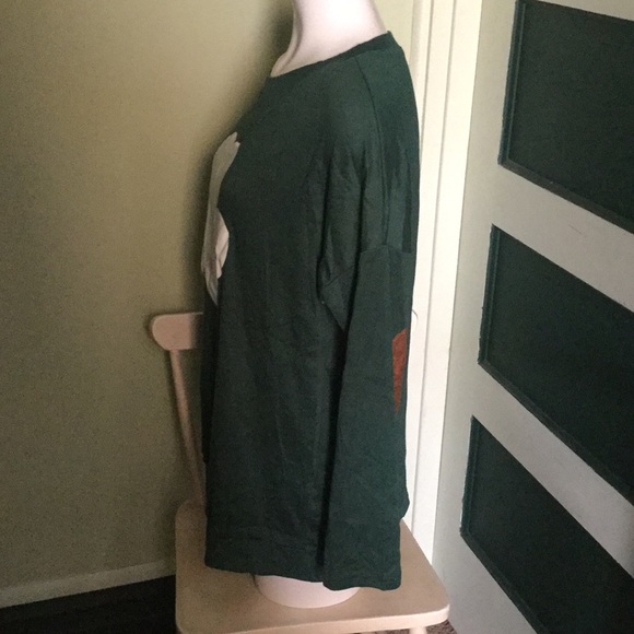 Green shamrock t-shirt - Picture 2 of 4